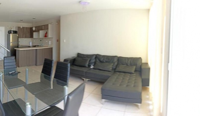 Apartamento duplex, con terraza y vista de Chiclayo