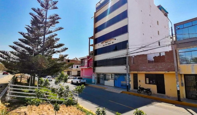 Hotel Residencial Los Tres Pinos