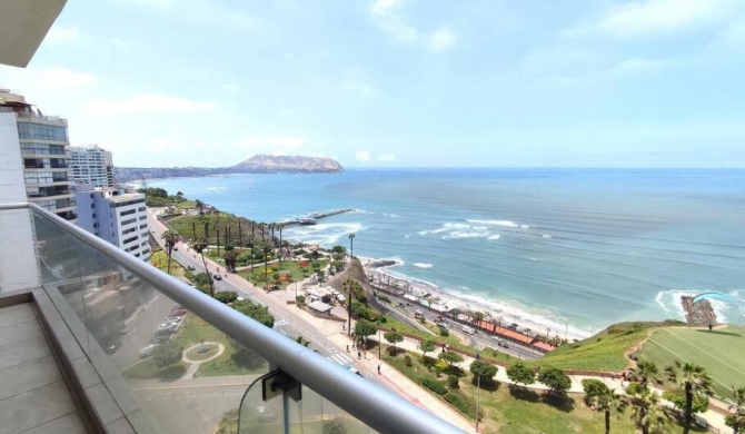 Exclusive Sea View Apartment Near Larcomar