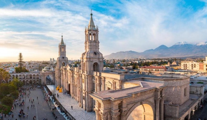 PRIVATE ROOMS / DOWNTOWN AREQUIPA