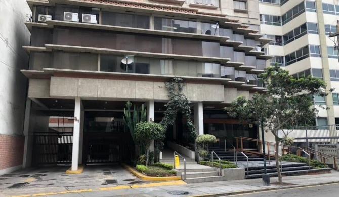 4B Mini-departamento nuevo en centro de Miraflores