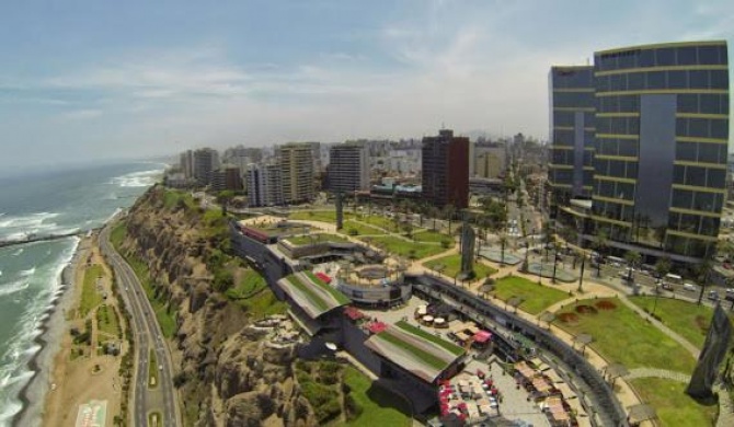 NEW APARTMENT IN MIRAFLORES! LARcOMAR AREA!