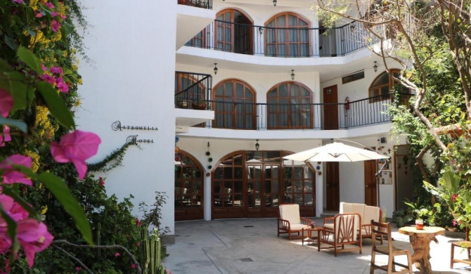 Astromelia Hotel