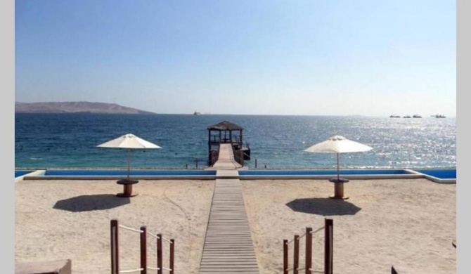 PARACAS megaview bayfront flat