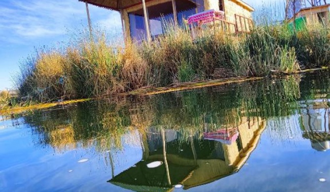 Uros Quechua`s Lodge Titicaca