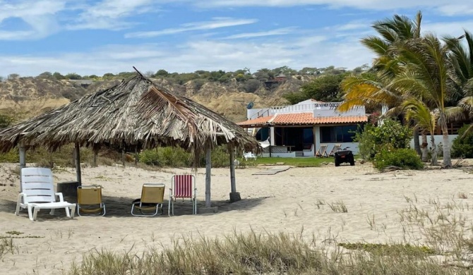 Hogar en Punta Sal - Casa de Playa