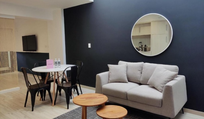 Dreamy 2BR with Balcony in Barranco