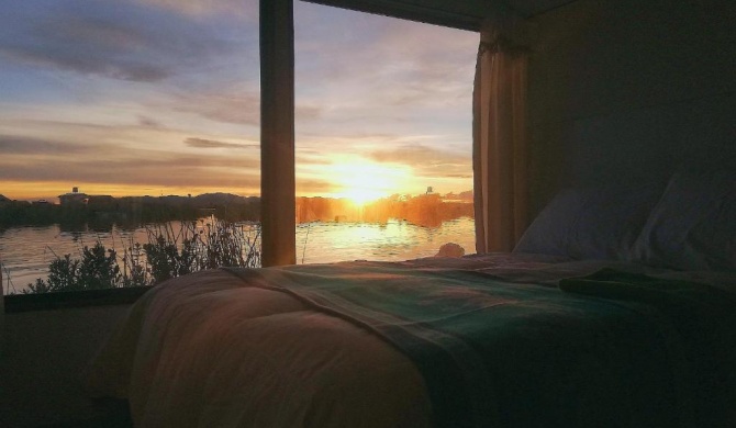 Habitacion vista al lago, los Uros